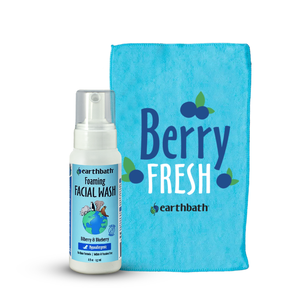 Foaming Facial Wash with Berry Fresh towel 